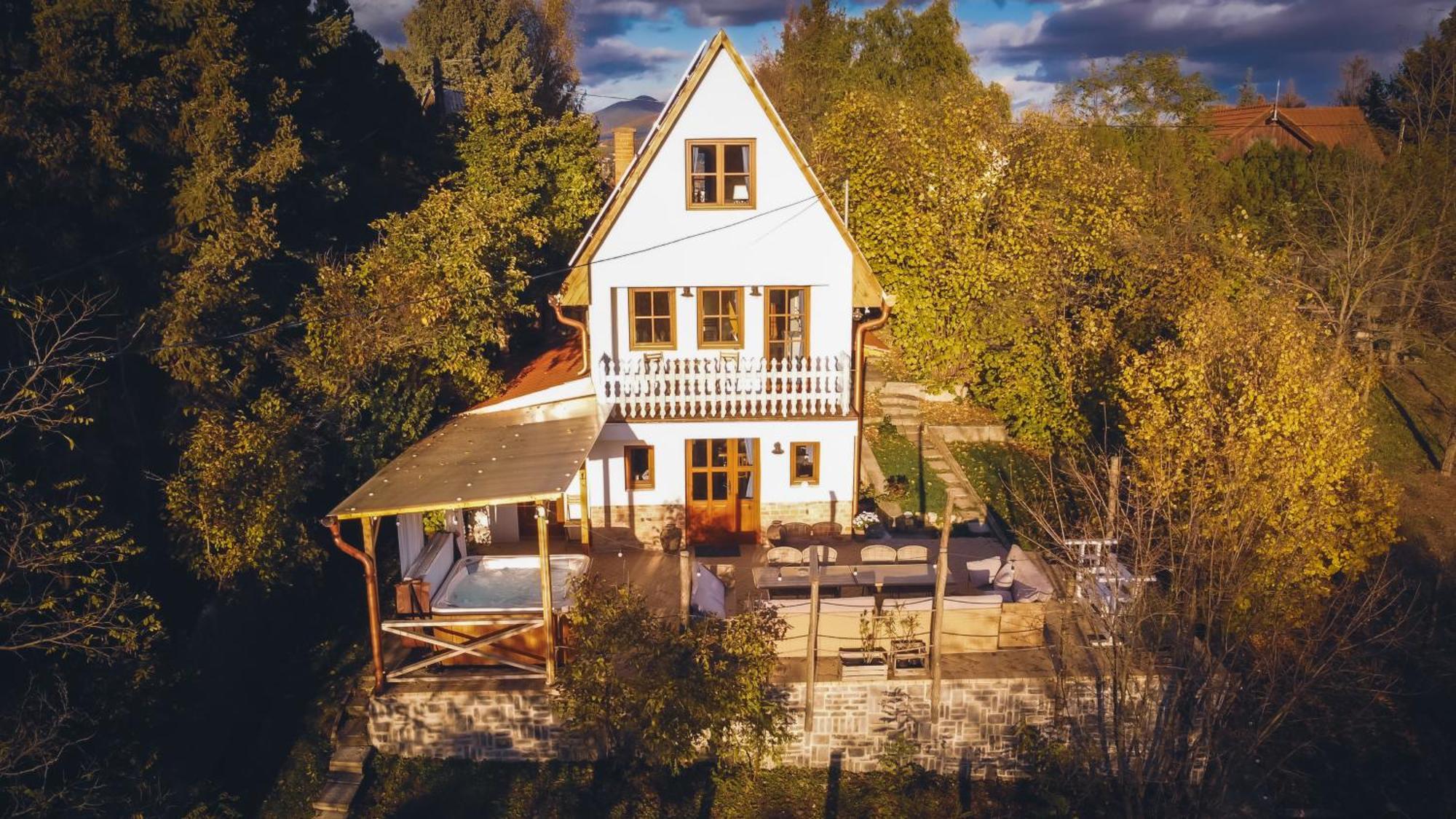 Egercottages - Bikaver Cottage Экстерьер фото